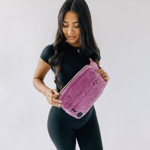 The Pack Tushbaby Orchid